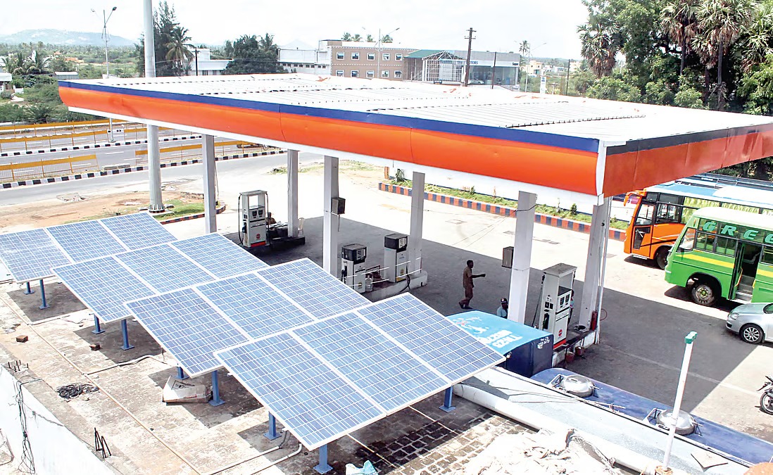 Solar On Petrol Pump